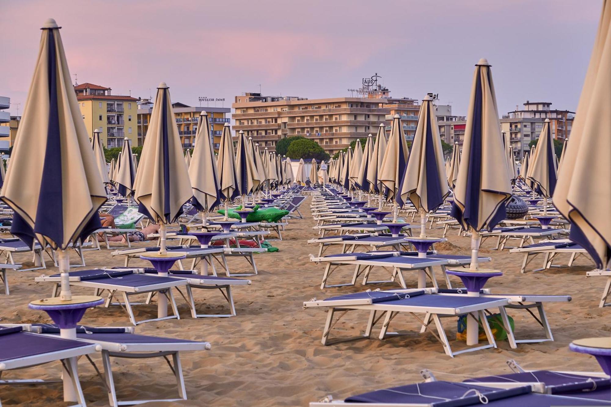 White Apartment With Terrace - Beahost Bibione Exteriér fotografie